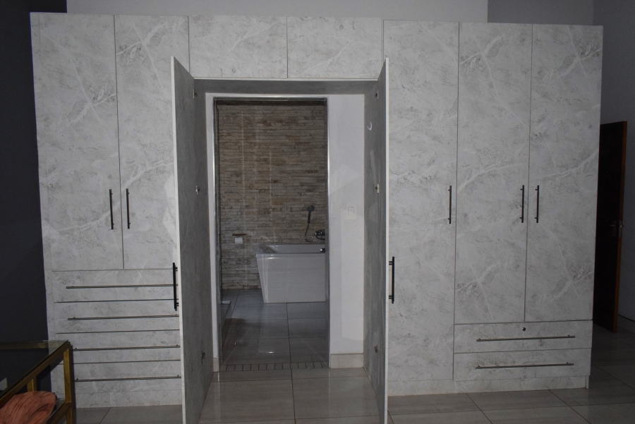 3 Bedroom Property for Sale in Geelhoutpark North West